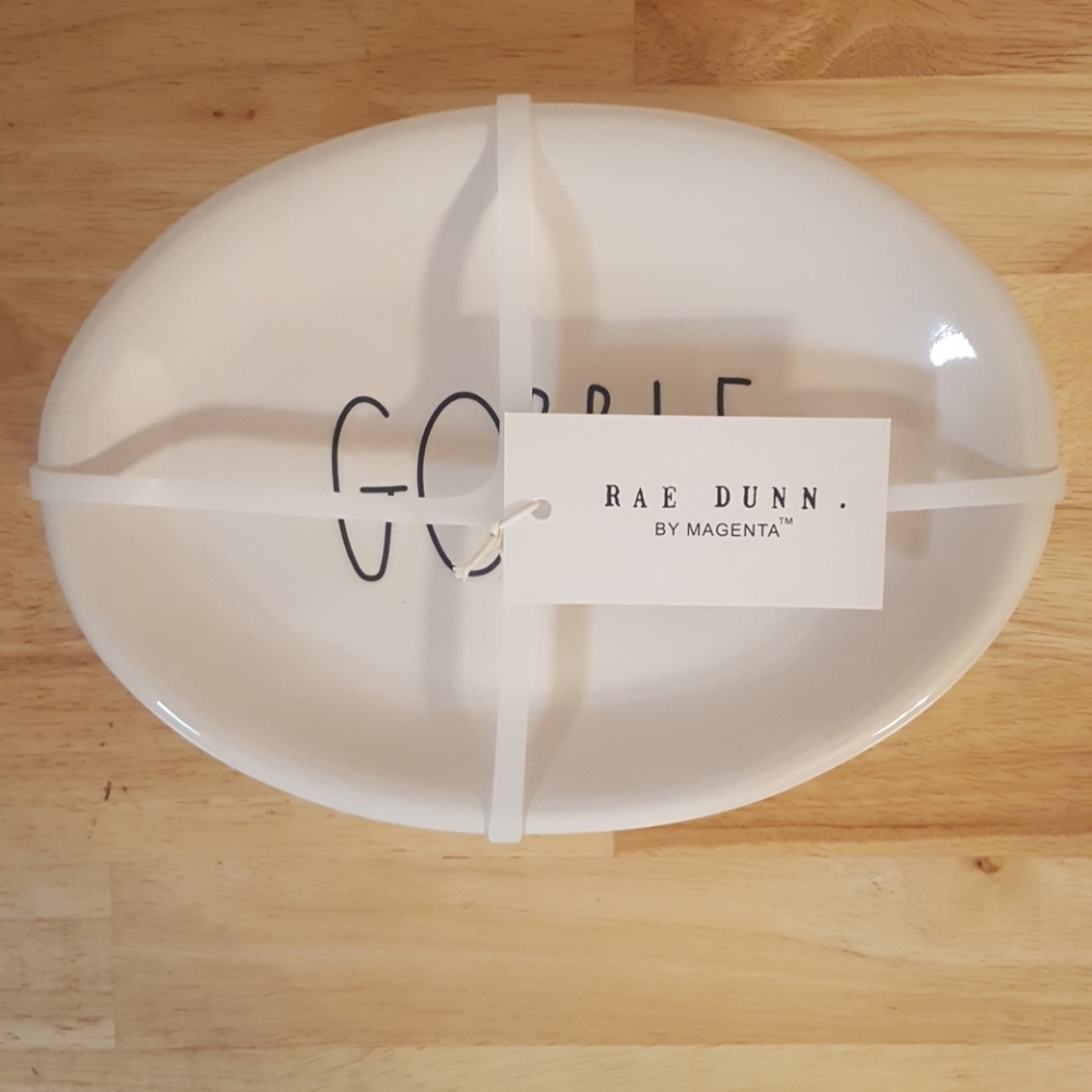 Rae Dunn GOBBLE set of 4 plates